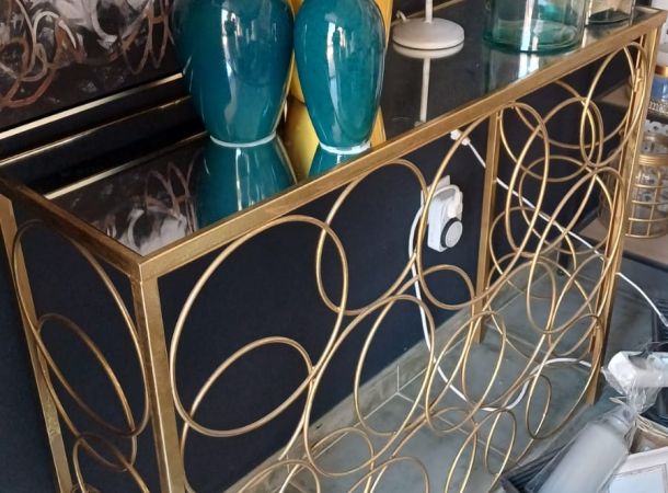 Entrada metal / espejo 82 alto por 30 profundidad 120 largo